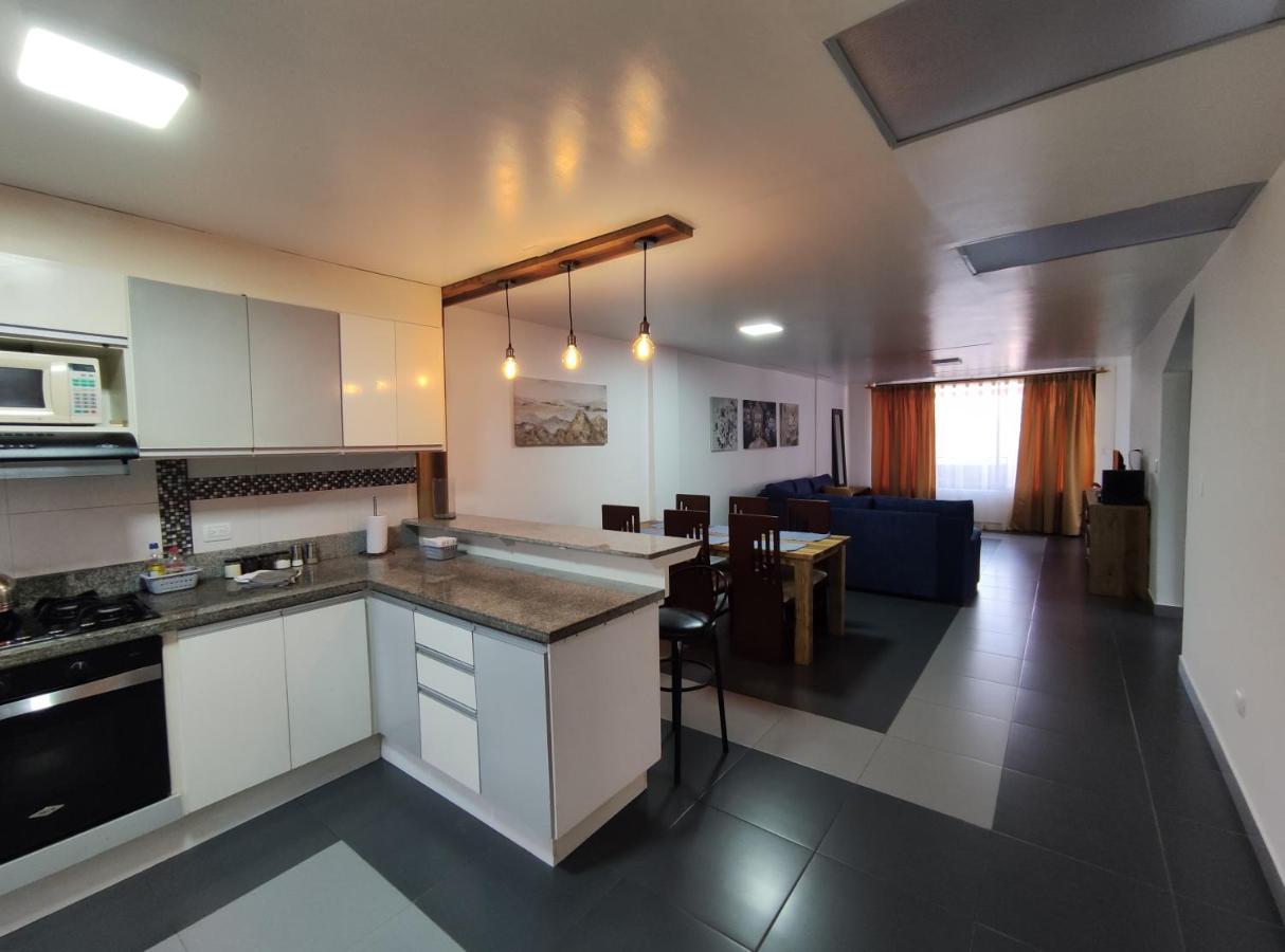 באניוס Elegante Apartamento Con Vistas Al Volcan Tungurahua מראה חיצוני תמונה